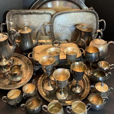 Silver-Plated Platters & Serveware Collection