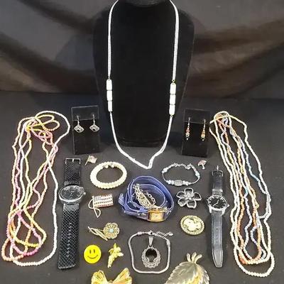 Jewelry Collection Featuring Sterling Pendant, Necklaces, Bracelets & Accessories