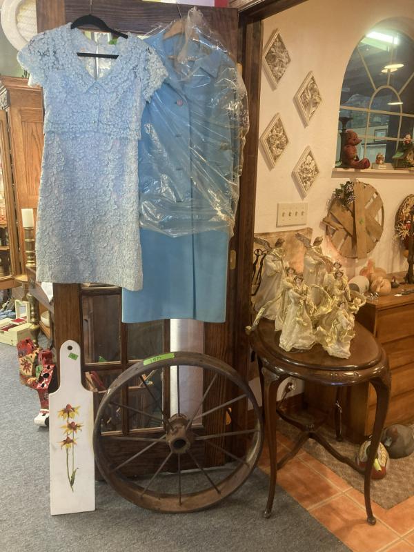 Sale Photo Thumbnail #4