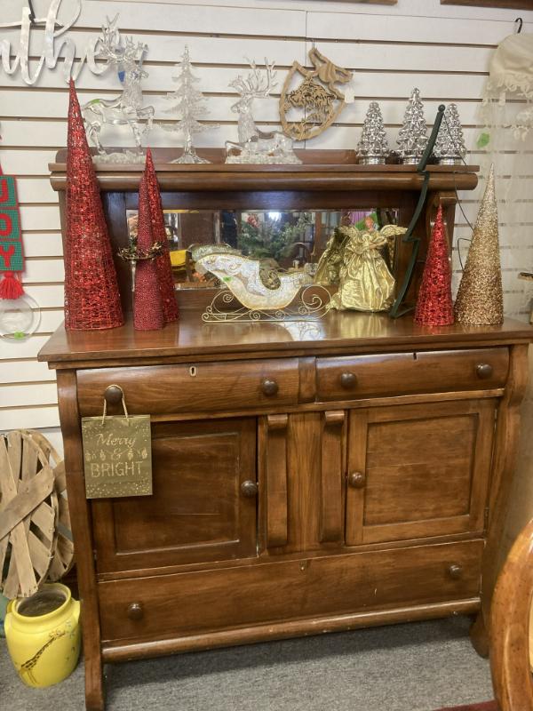 Sale Photo Thumbnail #3