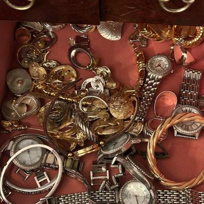 Incredible Selection of High End Fashion Jewelry - Rings, Necklaces, Bracelets, Earrings, Watches, Pendants and more! 