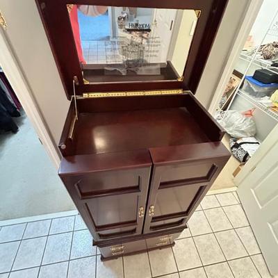 Incredible Standing Jewelry Cabinet
