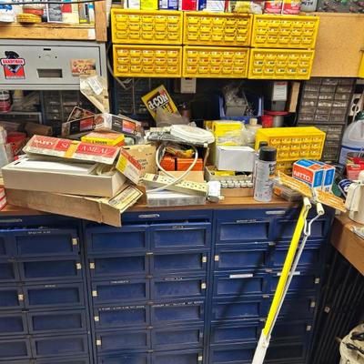 Sale Photo Thumbnail #13: Tool chests, storage