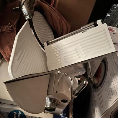 Sale Photo Thumbnail #39: Vintage working meat slicer