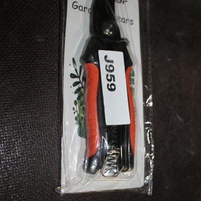 Sale Photo Thumbnail #981