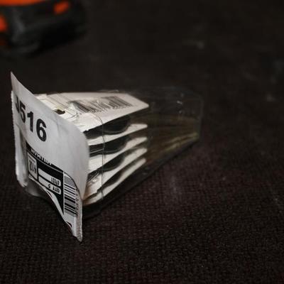 Sale Photo Thumbnail #531