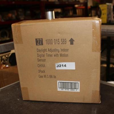 Sale Photo Thumbnail #221