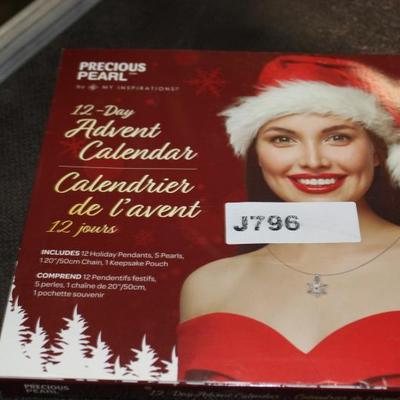 Sale Photo Thumbnail #817