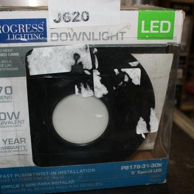 Sale Photo Thumbnail #642