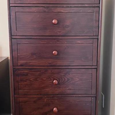 Pottery Barn Teen Dresser with 6 Drawers