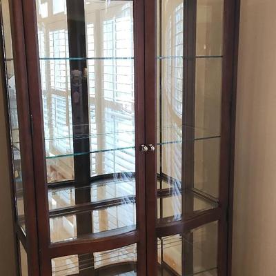Bernhardt Furniture Co. Wooden Display Cabinet (1)