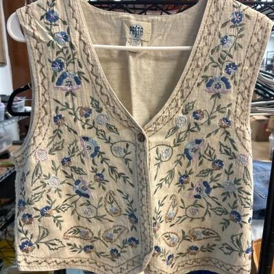 Sale Photo Thumbnail #366