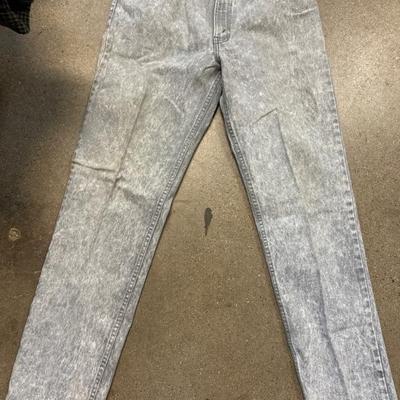 Sale Photo Thumbnail #386