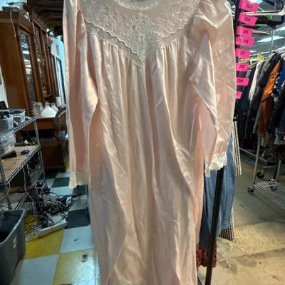 Sale Photo Thumbnail #202