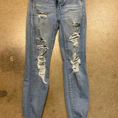 Sale Photo Thumbnail #179