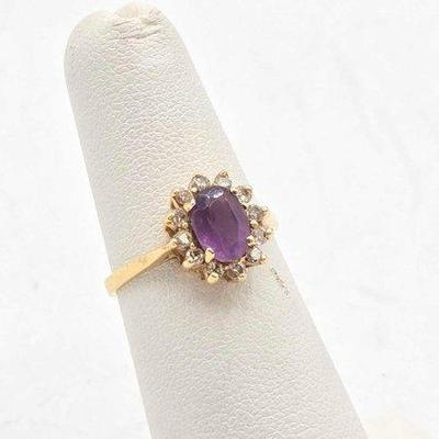 324 • 14k gold, diamond & topaz ring, 2.1g