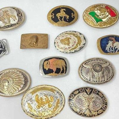 752 • (12) belt buckles