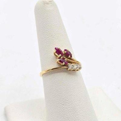 300 • 14k gold, diamond & ruby ring, 2.9g