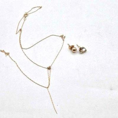 352 • 14k gold necklace and earrings, 1.1g