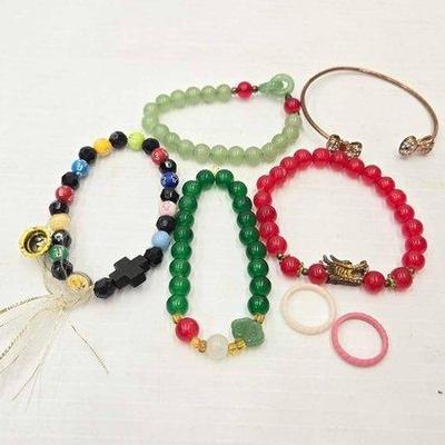 568 • costume jewelry