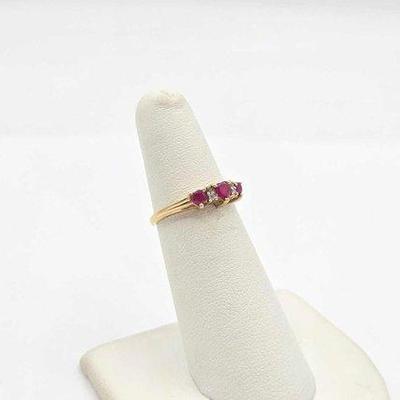 346 • 14k gold, diamond & ruby ring, 1.4g