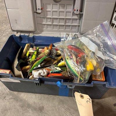 1088 • tackle box with tackle
