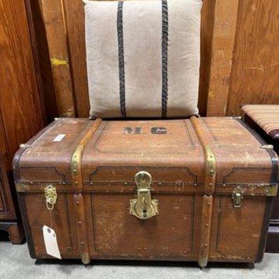 1558 • m.g. chest and pillow