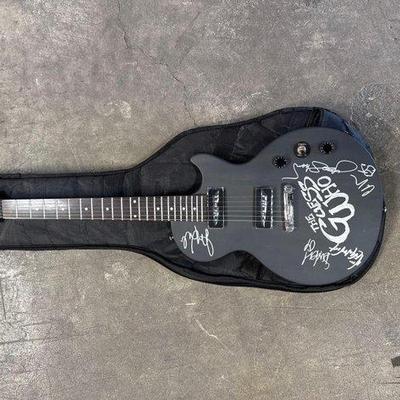 Sale Photo Thumbnail #99: 2022 • epiphone special model signed by the guess who