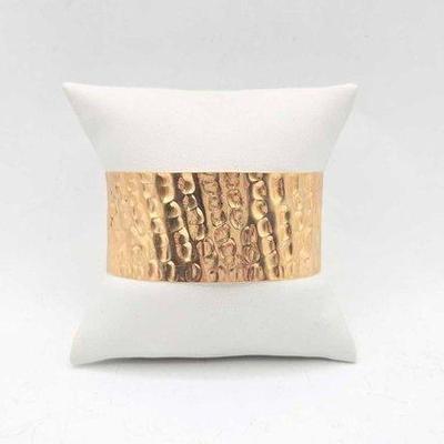 212 • 14k gold cuff, 19.2g