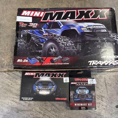 1016 • traxxas mini max rc model car