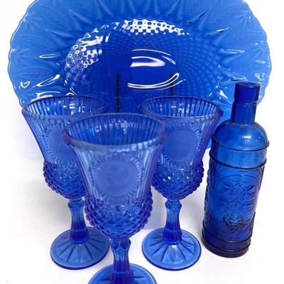 Blue Wine Glass Set with Tray and Bottle