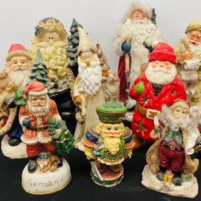Santa Claus Figurine Collection 