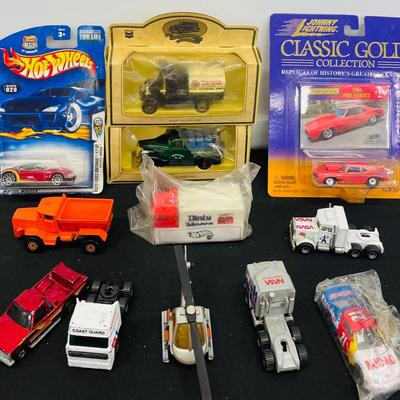 Diecast Model Cars & Matchbox, Hot Wheels & Lledo Toys Trucks Lot 2 Of 6 