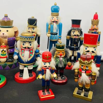 Vintage Wooden Nutcrackers Lot 6 Of 7 