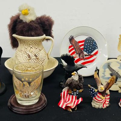Eagle Figurines Lot 1 Of 3 