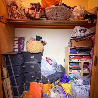 Crafter’s Closet – Large Yarn Collection, Pattern Books, Tools & Storage (Entire Closet Lot)