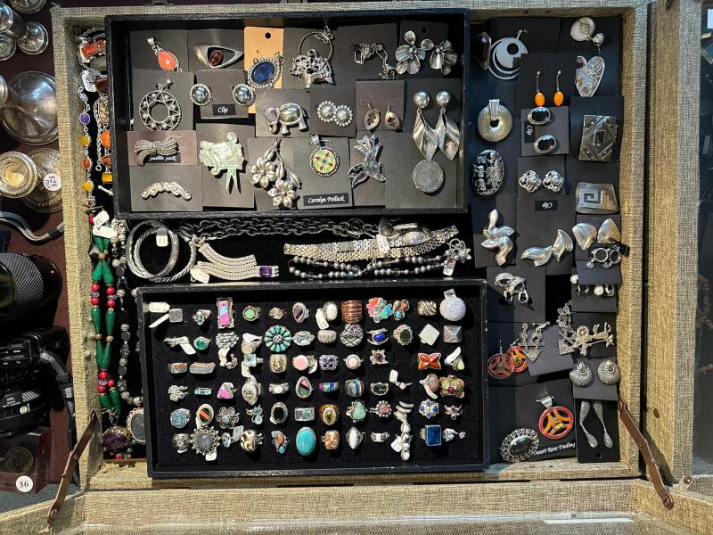 Sale Photo Thumbnail #5