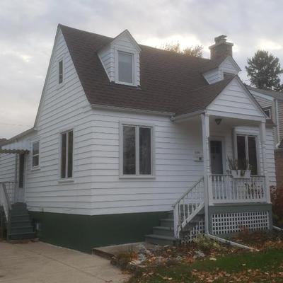 Sale Photo Thumbnail #4