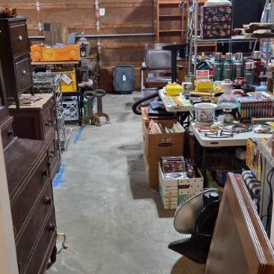Estate sale photo