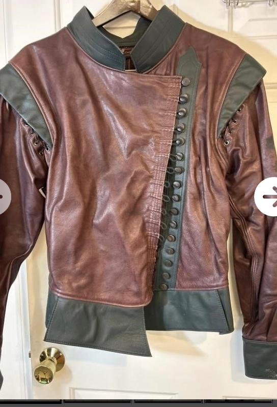 Sale Photo Thumbnail #3