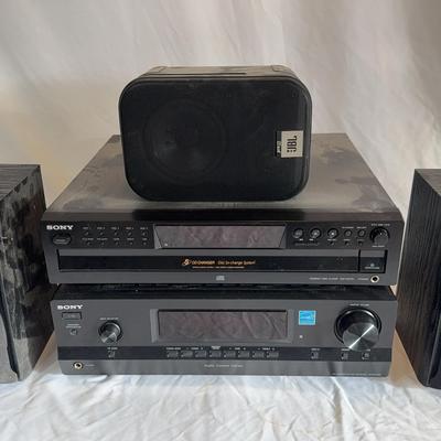 Sony Stereo AM/FM Receiver STR-DH100 & 5 Disc Changer + 3 Speakers 