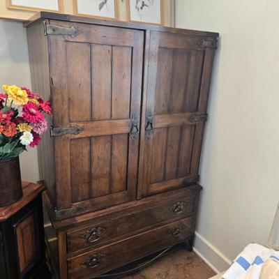 Sale Photo Thumbnail #3