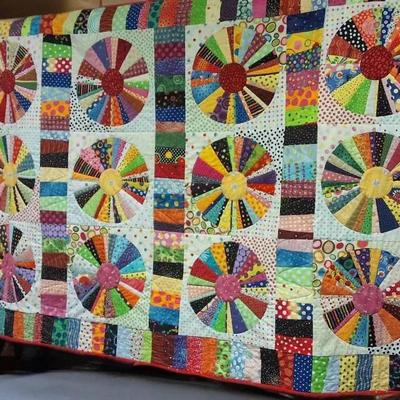 Reversible Rainbow Dresden Quilt