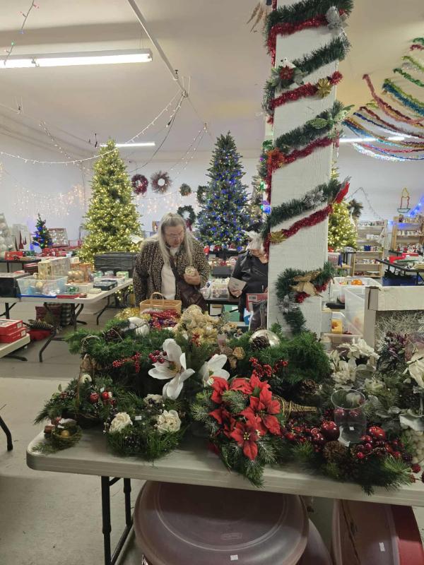 Sale Photo Thumbnail #3