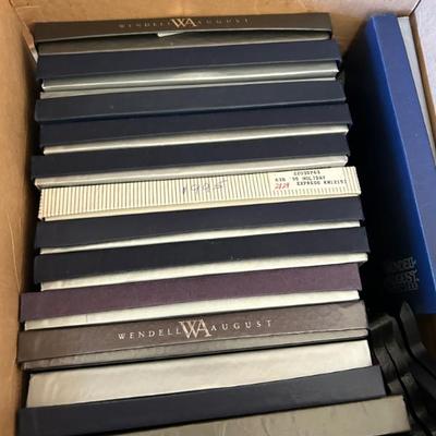 Sale Photo Thumbnail #273