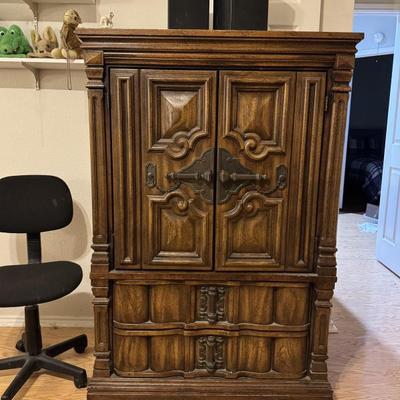 Sale Photo Thumbnail #118