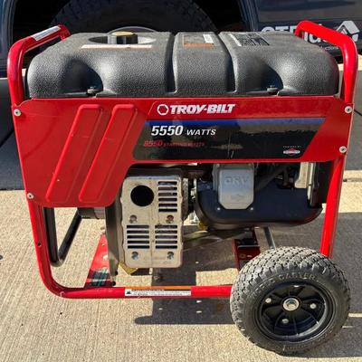 Troy-Bilt 5550 Watt Portable Gas Generator (8550 Starting Watts)