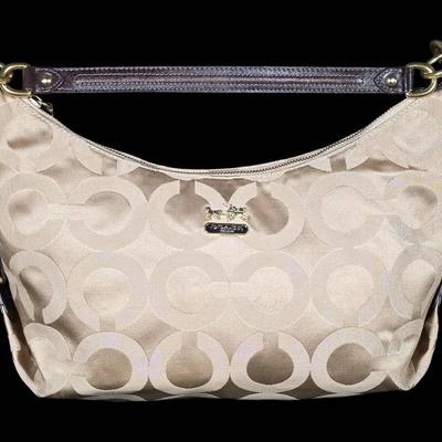 Sale Photo Thumbnail #128