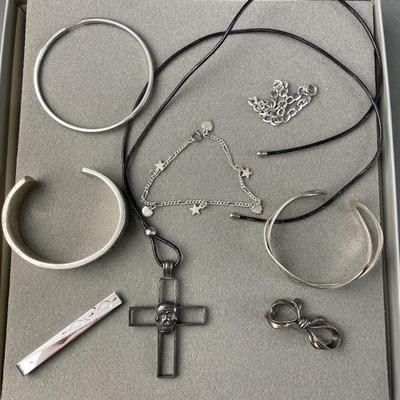 Sale Photo Thumbnail #647