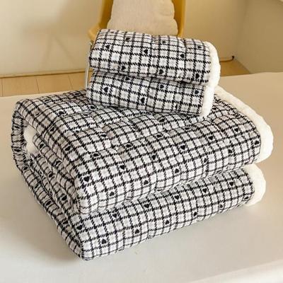 Sale Photo Thumbnail #907